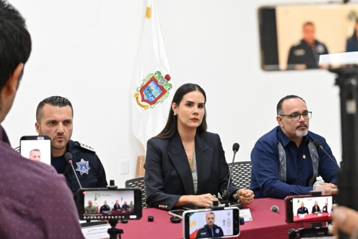 Detención de policías en Manzanillo por presuntos vínculos con CJNG