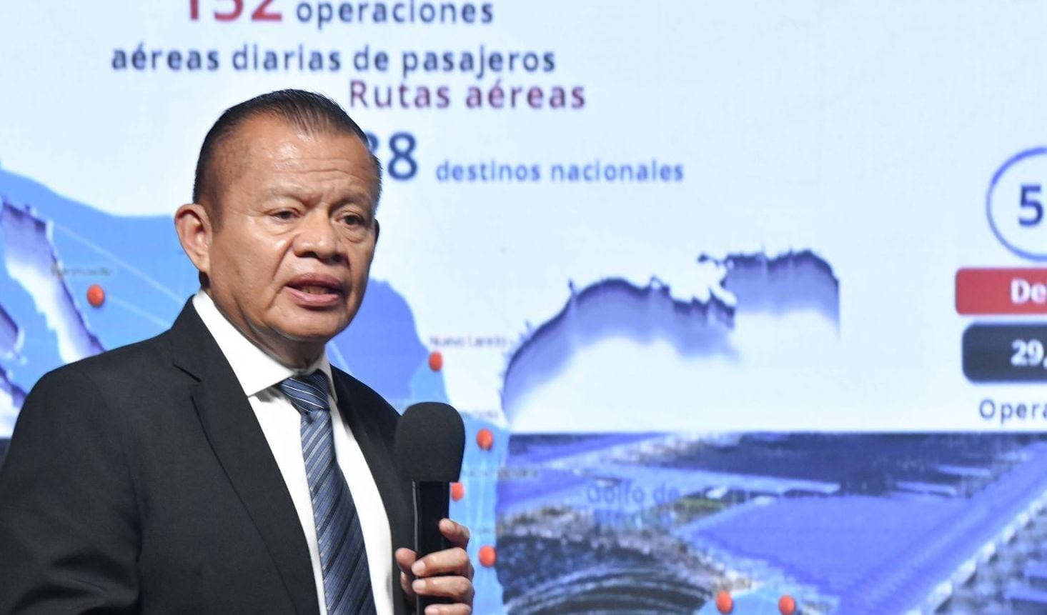 Isidoro Pastor Román, director del Aeropuerto Internacional Felipe Ángeles (AIFA)