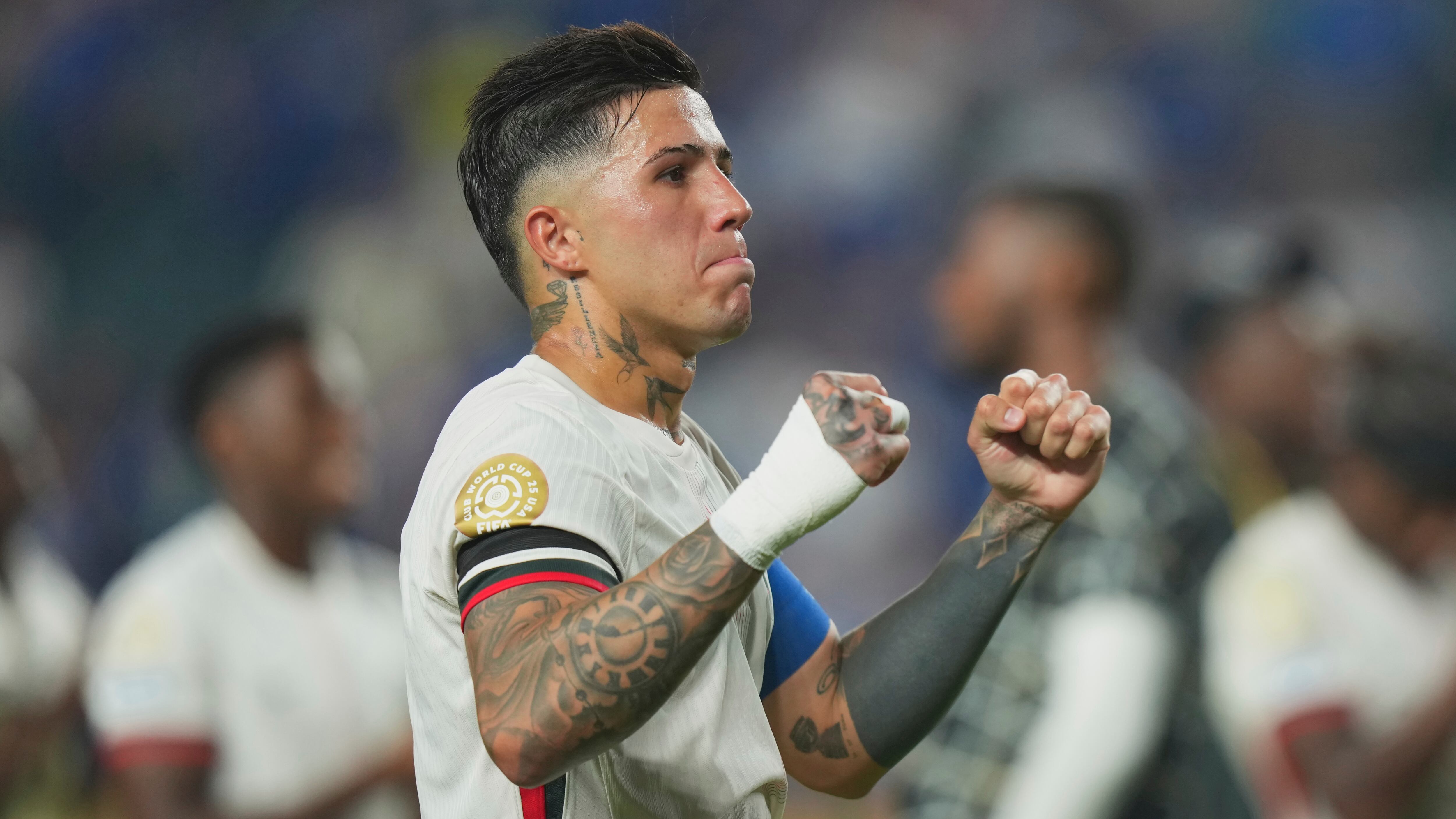 Enzo Fernández con Chelsea