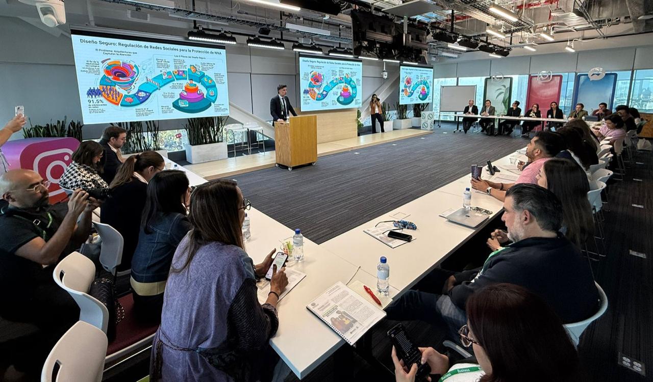 PVEM propone reforzar seguridad digital de niños y adolescentes en México