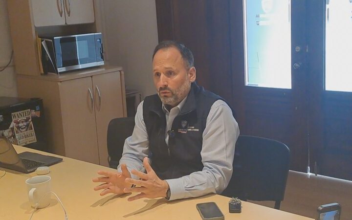 Pide De la Peña a Fiscal que “no se ponga nervioso”