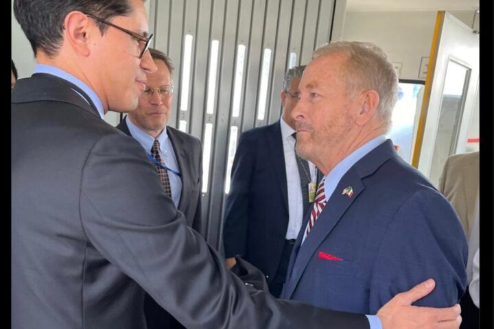 ¿Quién es Ronald Douglas Johnson?