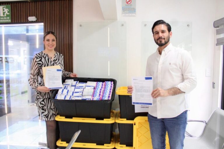 Gestiona Yesenia Reyes más de 1,300 cajas de medicamentos para el Distrito 01