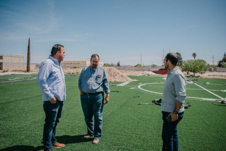 Avanza Gobierno Municipal rehabilitación de la deportiva en la colonia Revolución con nuevas canchas, juegos extremos y mejoramiento integral del espacio