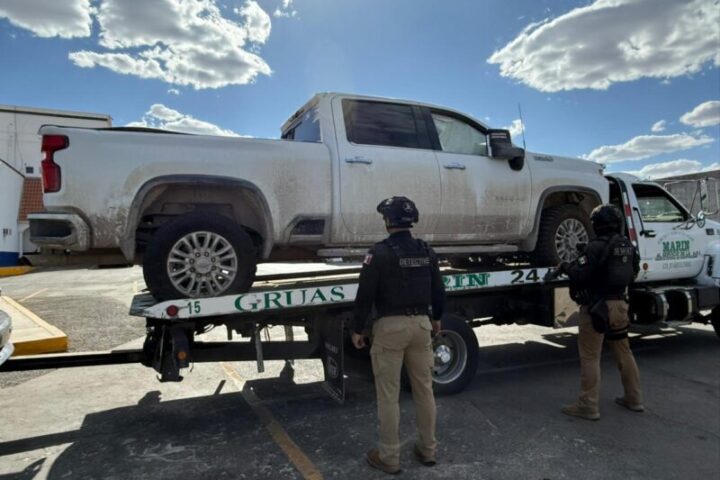 Aseguran tres vehículos con reporte de robo en Práxedis