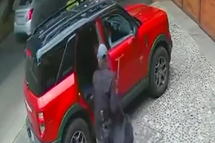 Captan violento asalto en Bosques de las Lomas; encañonaron a víctima