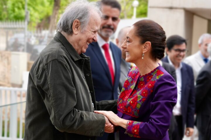 Claudia Sheinbuam y Joan Manuel Cerrat en España