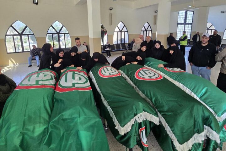 Obligados a enterrar dos veces a sus muertos: los ataques de Israel trastocan el rito del último adiós en Líbano