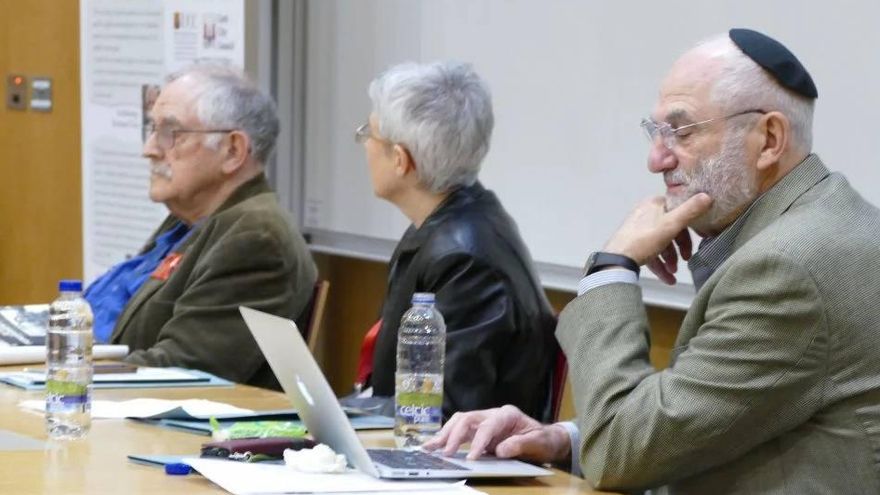 El profesor Rabkin (derecha), en una conferencia en Irlanda.
