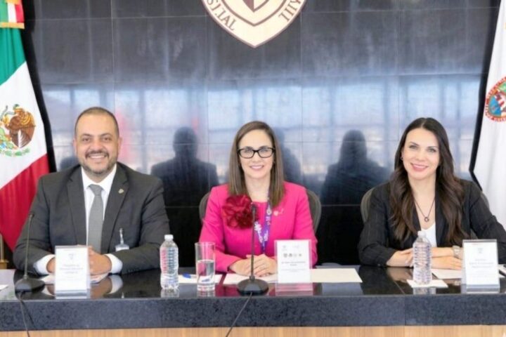 Anuncian aumento salarial a personal del Poder Judicial