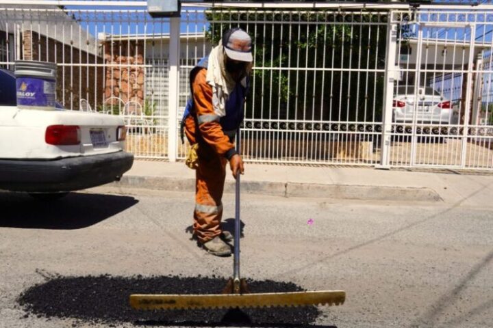 Atendió Municipio más mil 200 baches durante la semana del 20 al 24 de abril
