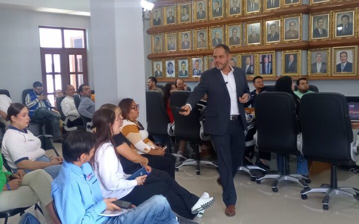 Capacita la Secretaría Ejecutiva Anticorrupción a funcionarios de Ojinaga en Responsabilidades Administrativas y Facultades del Órgano Interno de Control