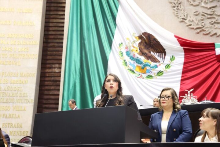 Cámara de Diputados aprobó que titulares de dependencias apoyen a las y los trabajadores del Estado menores de edad para que concluyan su educación básica