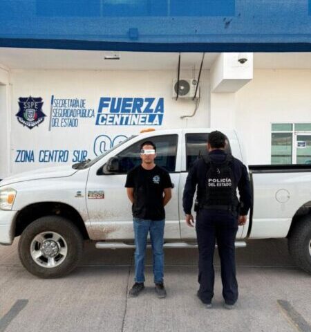 Detienen a hombre con vehículo robado en Chihuahua