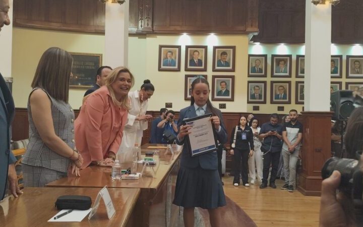 Festejan a gabinete infantil con actividades y nombramientos