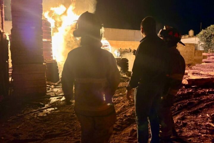 Incendio en aserradero de Parral deja daños por 130 mil pesos