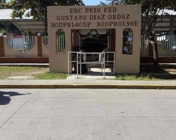 Inician proceso para cambiar nombre a escuelas en el estado