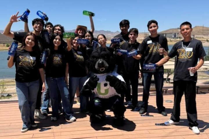 Lanza Politécnica programa de liderazgo GZ100 para jóvenes