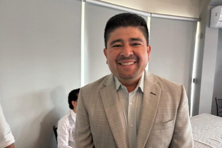 Más que una trampa, invitación estaba fuera de las facultades del Senado: Mireles