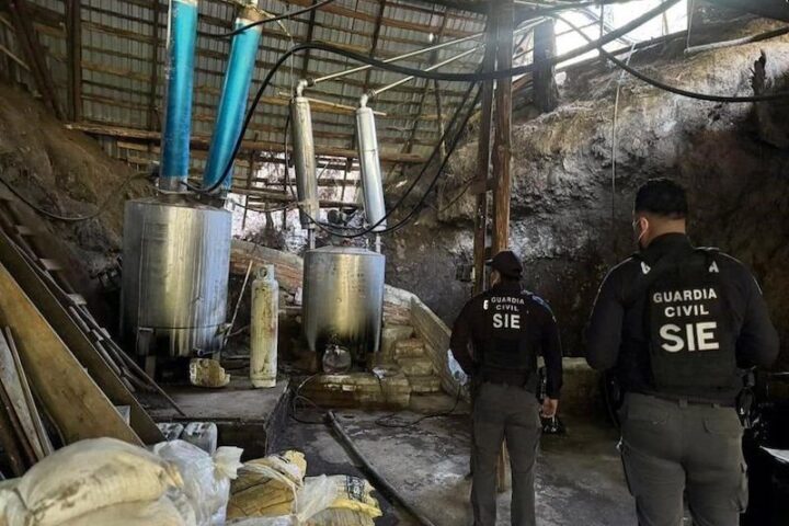 Narcolaboratorio desmantelado expone redes criminales en la sierra Tarahumara