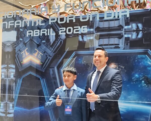 Recuerdan funcionarios su infancia