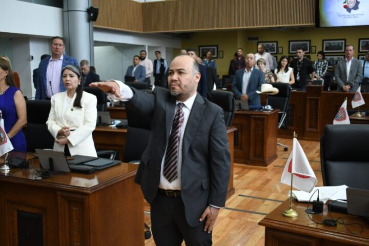 Rinde protesta de Ley juez para el Distrito Judicial Morelos