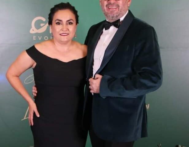 Martha Elba Dávila Pérez con su esposo Alejandro Jorge García Gómez.