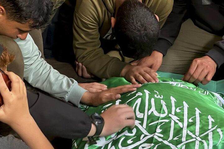 Israel mata al líder militar de Hamás en un ataque sobre Gaza que dejó siete muertos