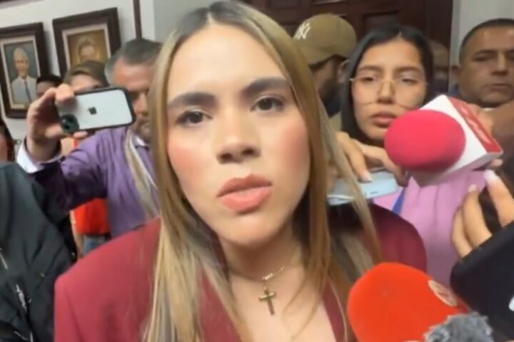 Ana Miriam Ramos asume como alcaldesa sustituta de Culiacán y marca distancia de Gámez Mendívil