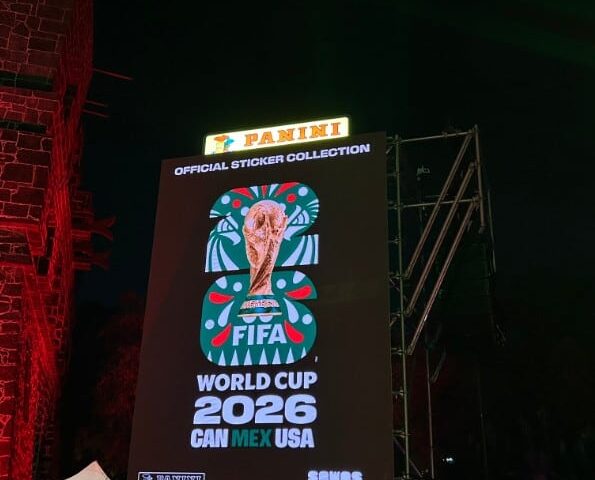Portada álbum Panini del Mundial 2026 edición especial limitada
