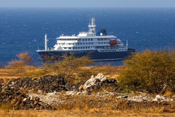 El crucero holandés MV Hondius con brote de hantavirus.