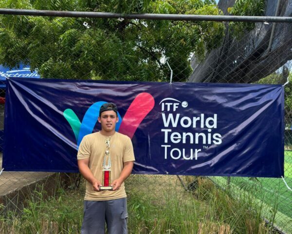 EL TENISTA CHIHUAHUENSE ENRIQUE SANTIAGO CHORA BAYÓN; CAMPEÓN DEL TORNEO J60 DE MANAGUA, NICARAGUA
