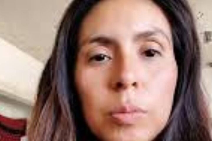 Fanny Delgado, “La chica del pelo bluuu”