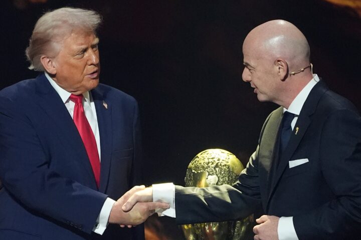 Donald Trump y Gianni Infantino