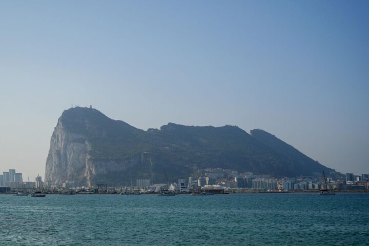 Gibraltar vierte todas sus aguas residuales sin tratar en el Mediterráneo