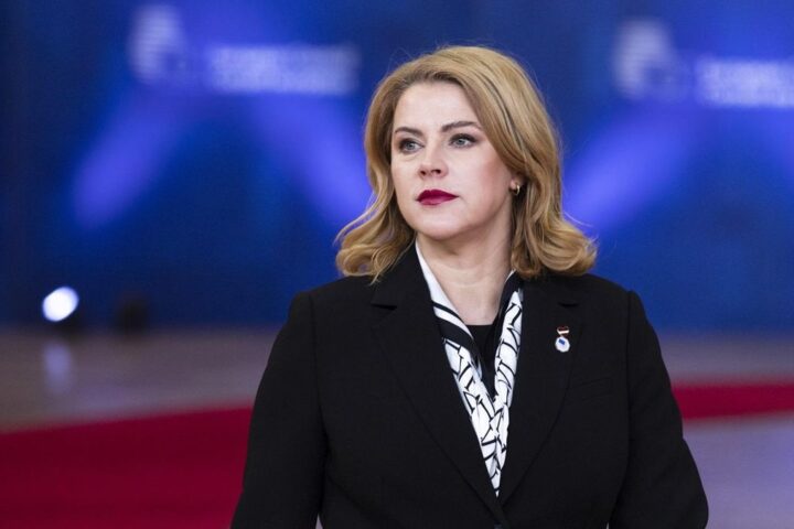 La primera ministra de Letonia dimite tras la crisis por unos drones ucranianos que impactaron en su territorio