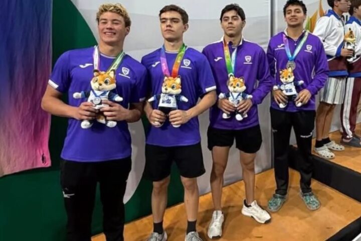 Ian Santarriaga se queda con tres platas en la Olimpiada Nacional de Natación