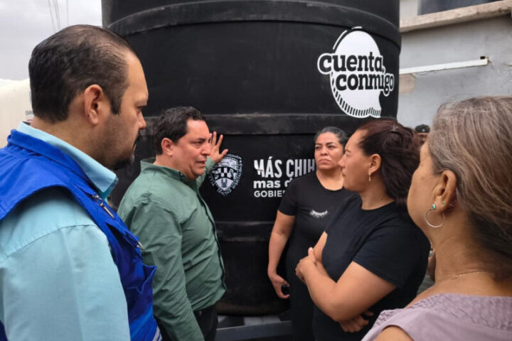 Instala JMAS tinacos de alta capacidad en la colonia UP