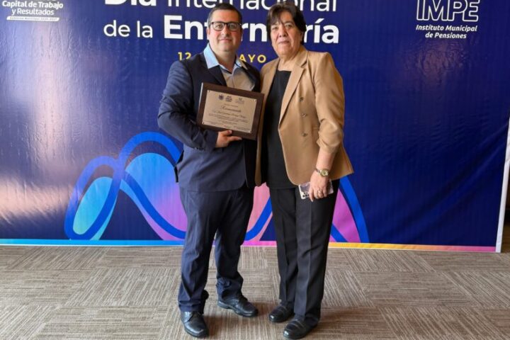 Reconoce Lupita Borruel la entrega y vocación del personal de enfermería