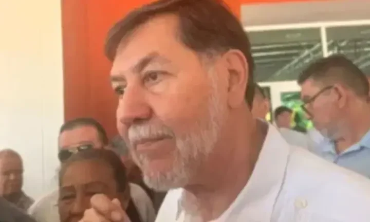 Escándalo en restaurante de lujo corren a Fernández Noroña entre insultos y el senador estalla tras el incidente