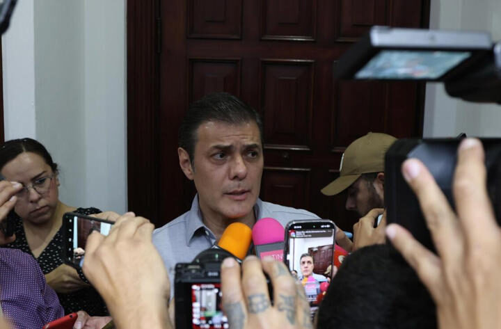 Escándalo en Sinaloa obliga a alcalde a dejar el cargo y enciende alarmas por vínculos con el narco