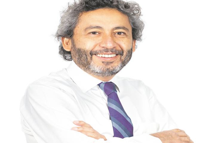 Nosotros Los Rocha… más allá del “temita” del narco (Salvador Camarena)