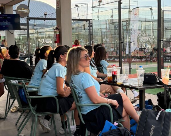SE VIVIÓ UNA INTENSA PRIMERA JORNADA DEL TORNEO DE PÁDEL ‘ROYAL’S BY JOMA’