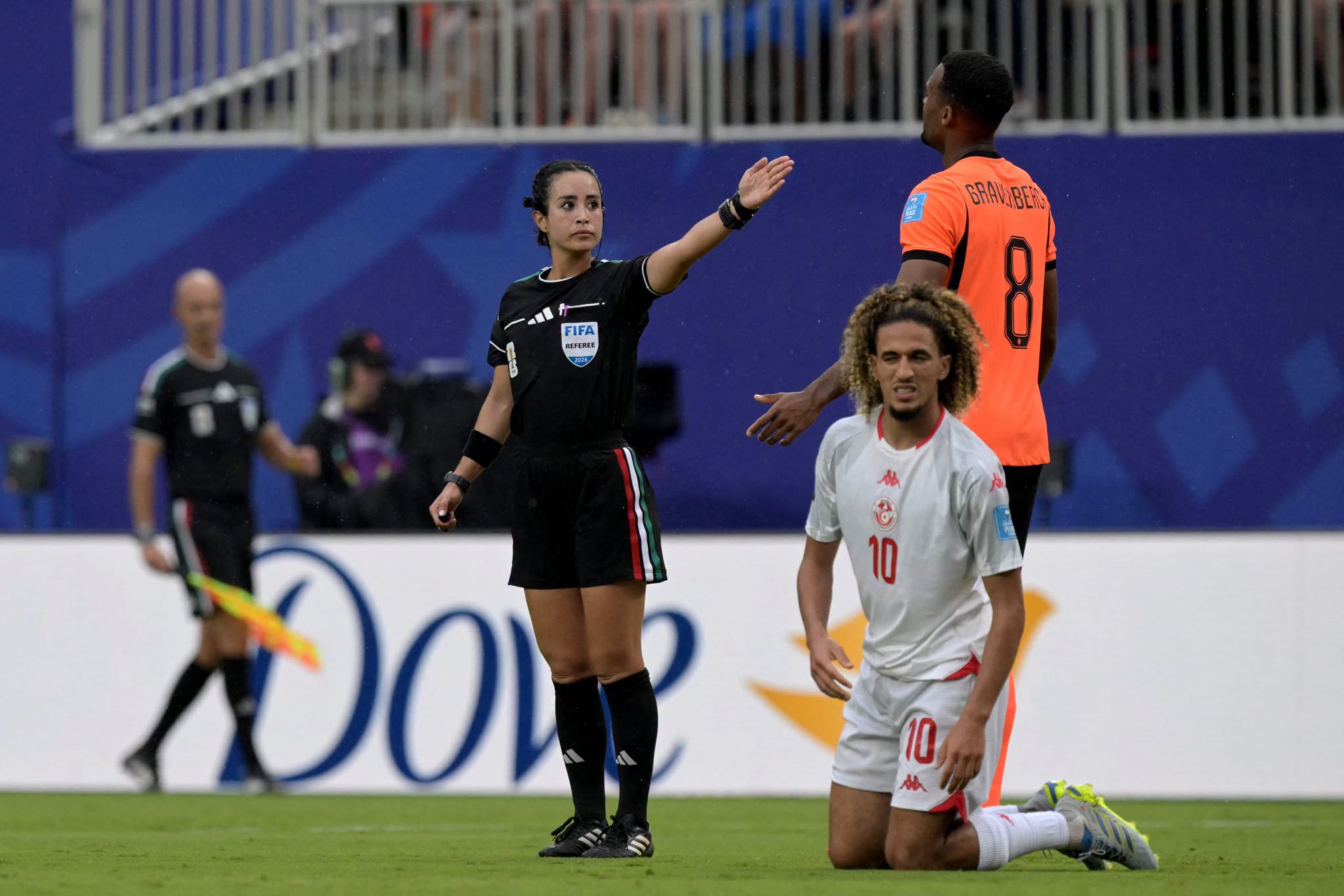 Katia Itzel García, la primera mexicana en dirigir un partido del Mundial