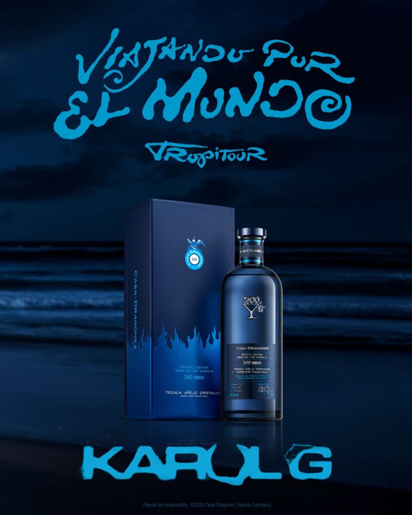 Karol G integra 200 Copas de Casa Dragones a su gira global