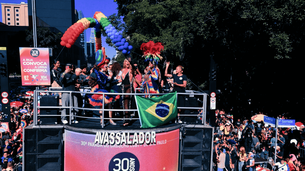 La Parada LGBT de São Paulo reúne a millones en una celebración histórica