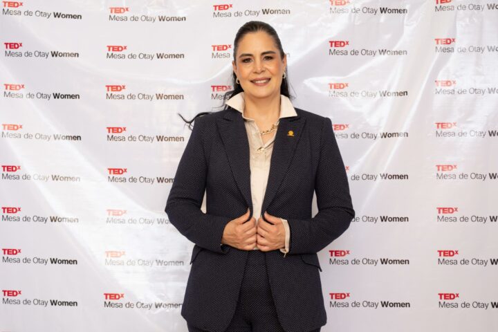 Comparte Elisa Ibáñez mensaje de liderazgo en TEDxMesa de Otay Women