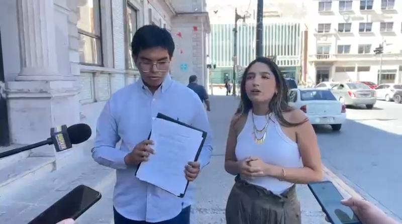 Alumnos de la UACH protestan en rectoría por fallas en servicios y piden transparencia financiera
