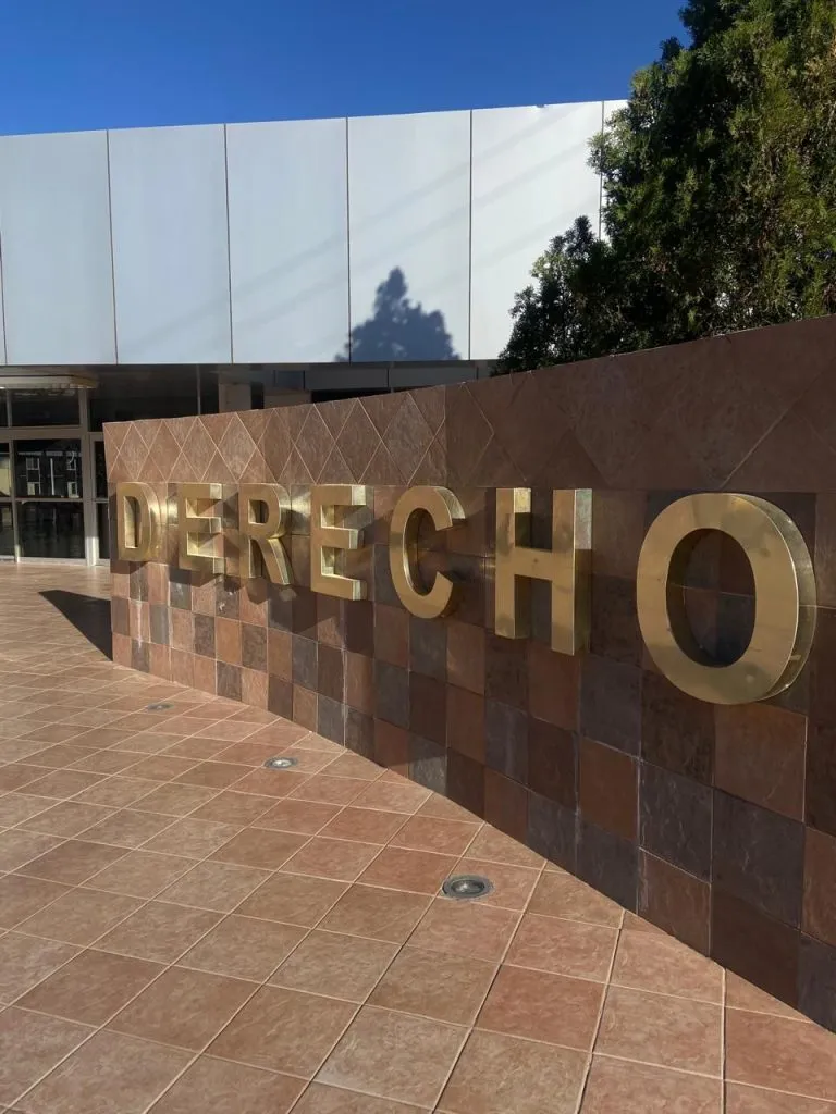 Autoridades de la Universidad Autónoma de Chihuahua responden a demandas de alumnos sobre servicios
