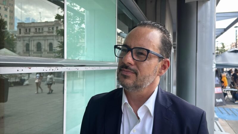 Buscan prohibir el uso de colores partidistas en patrullas y bienes públicos en Chihuahua